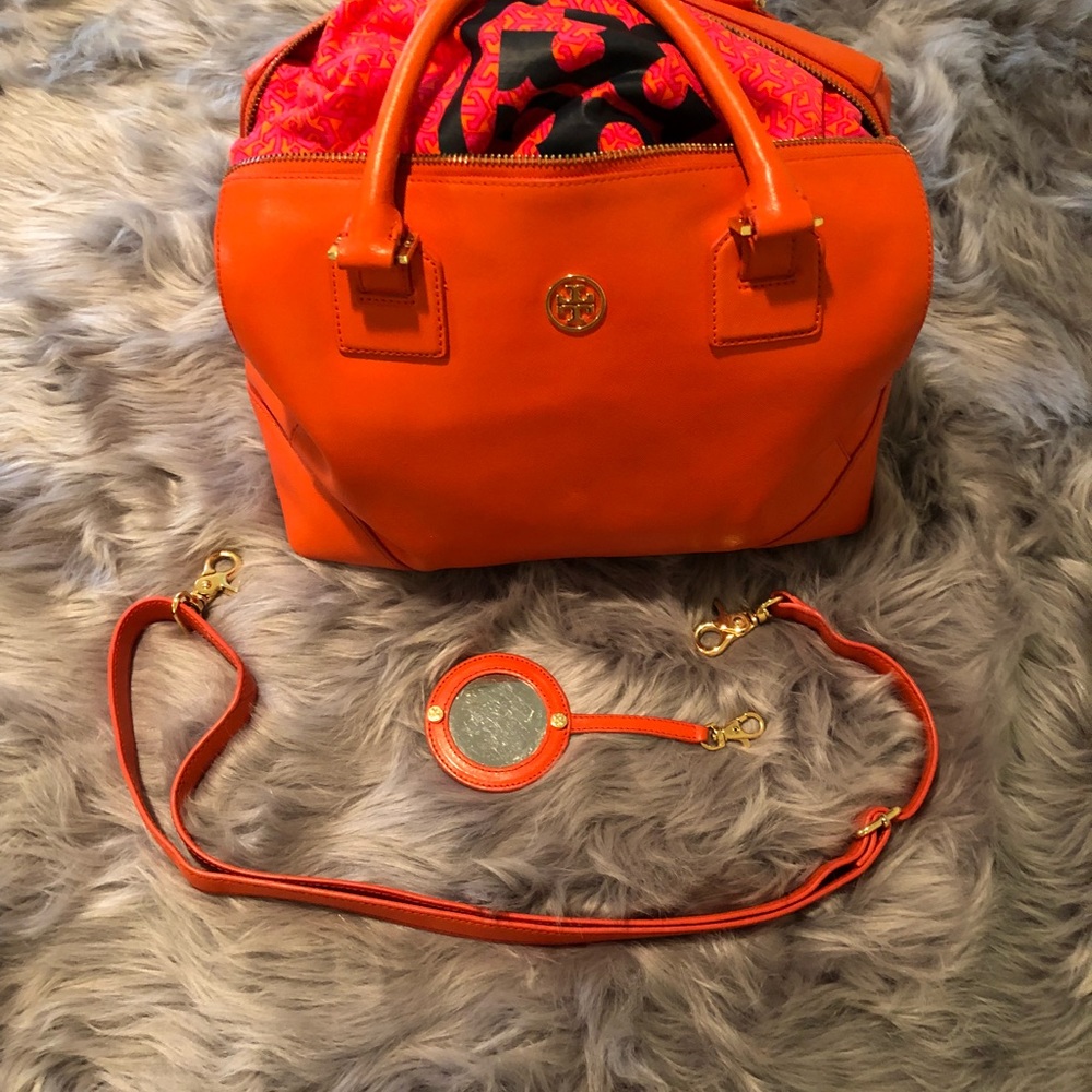 Authentic Tory Burch Boston Bag